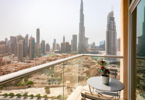 Burj Khalifa Vw and Prvt Pool in Dubai Downtown